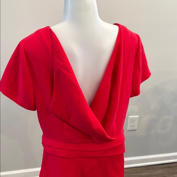 Banana Republic Red Asymmetrical Short Sleeve Blouse - Picture 4 of 8